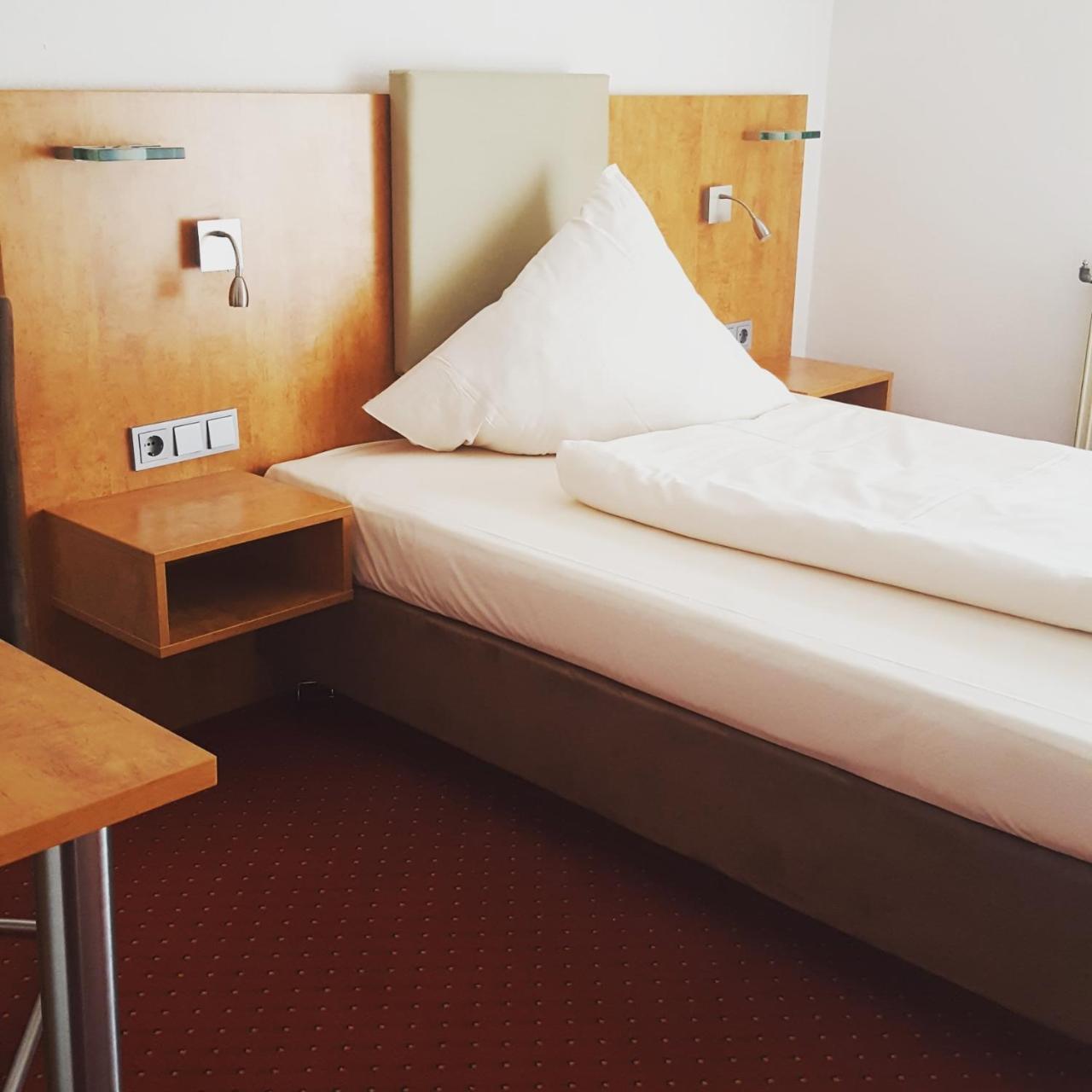 Hotel Jaegerhof 罗特 外观 照片